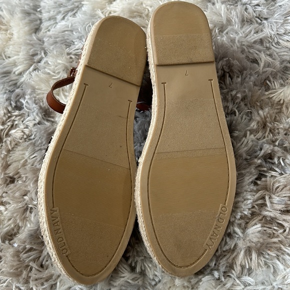 Old Navy Espadrille Flat - Picture 3 of 4